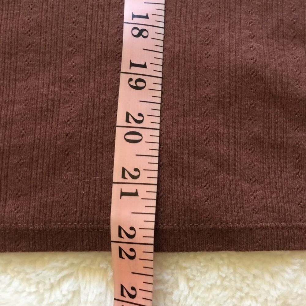 Old Navy Brown EyeletTank Top - Picture 12 of 12